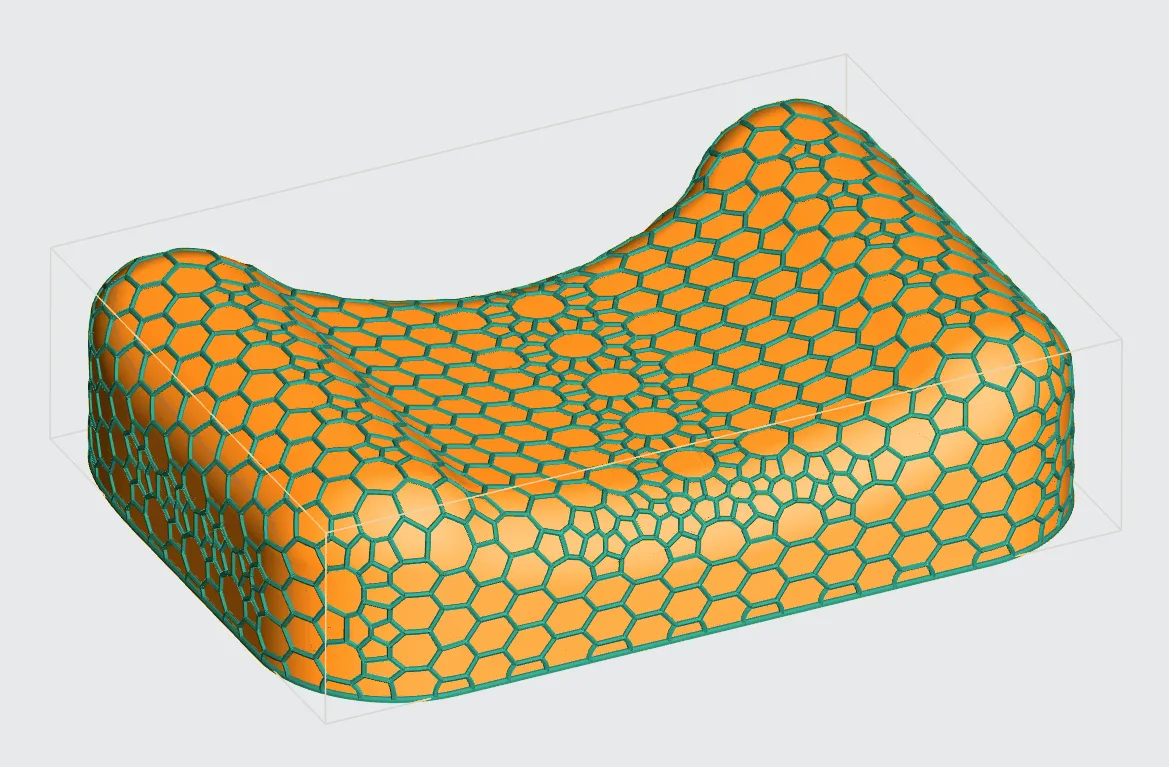 The lattice generation builds outwards by 1/2 the strut diameter. The lattice generation builds outwards by 1/2 the strut diameter.