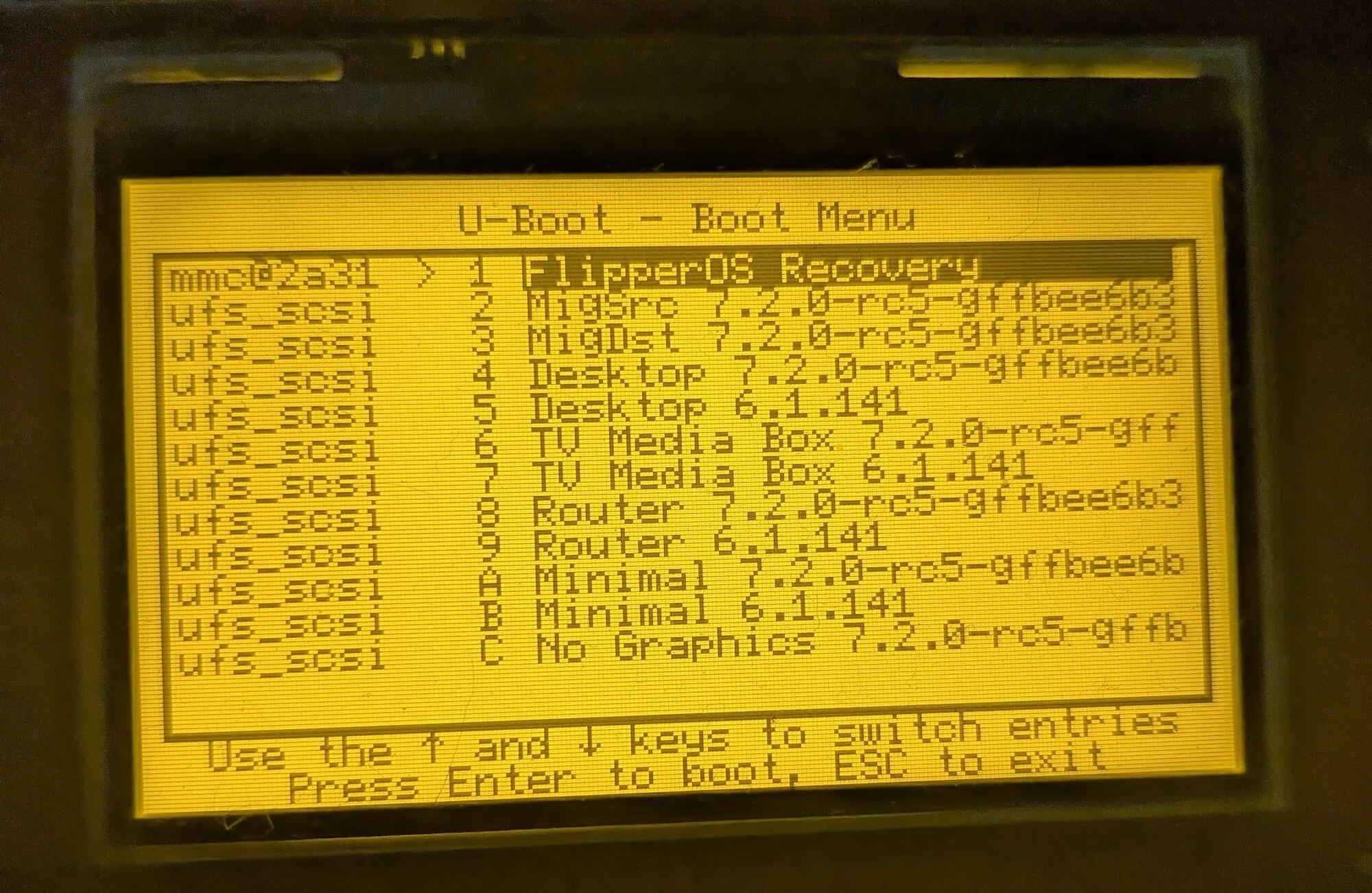 U-Boot boot menu with FlipperOS Recovery as the first entry