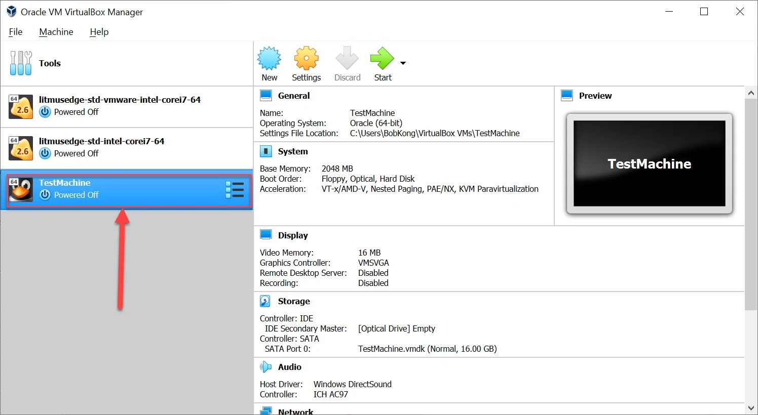 New VM listed in left pane New VM listed in left pane